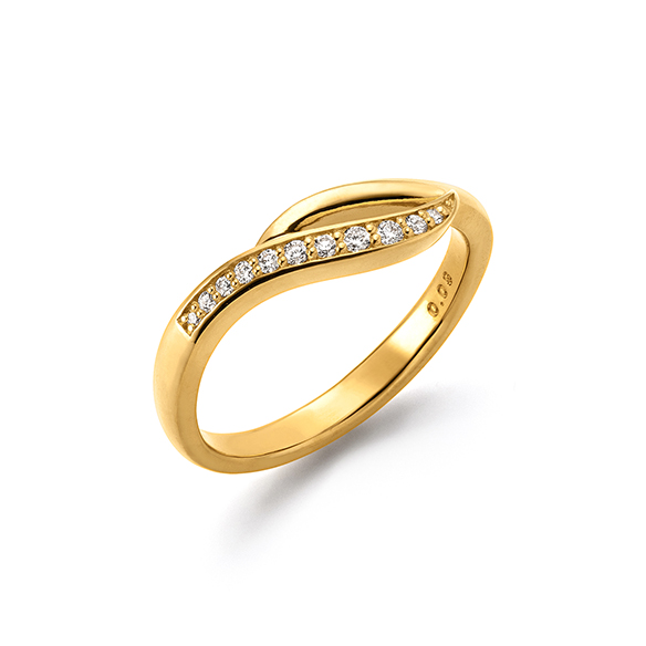 純金 ダイヤモンド リング