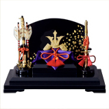 純金兜 「剣鍬形」